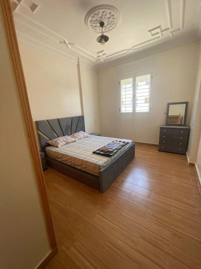 Appartement De Vacances Лараш Екстериор снимка